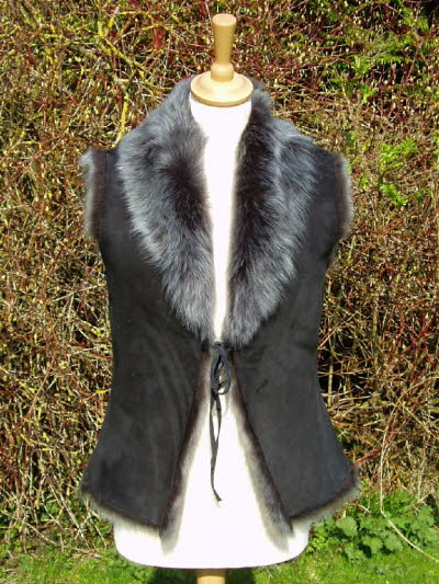 Black Brisa Toscana Gillet Sold