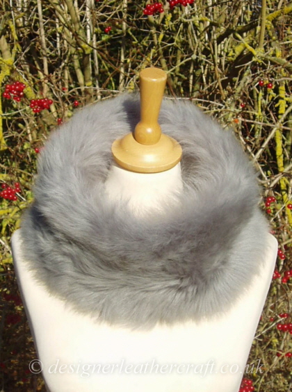 Medium Size Silver Grey Toscana Shearling Snood