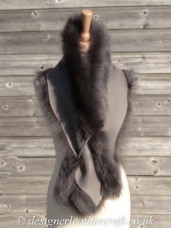 Nappalan Side of the  Grey Toscana Shearling Scarf