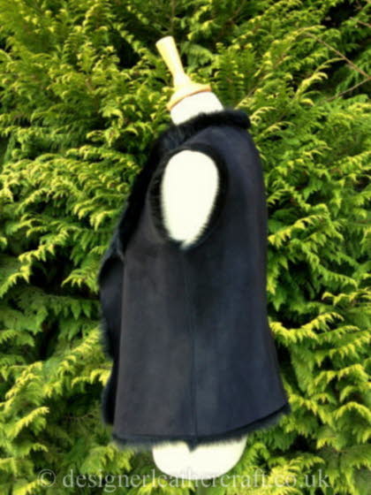 Side of the Black Toscana Gilet