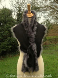 Suede Side of the 54 inch Black Brisa Toscana Shearling Scarf